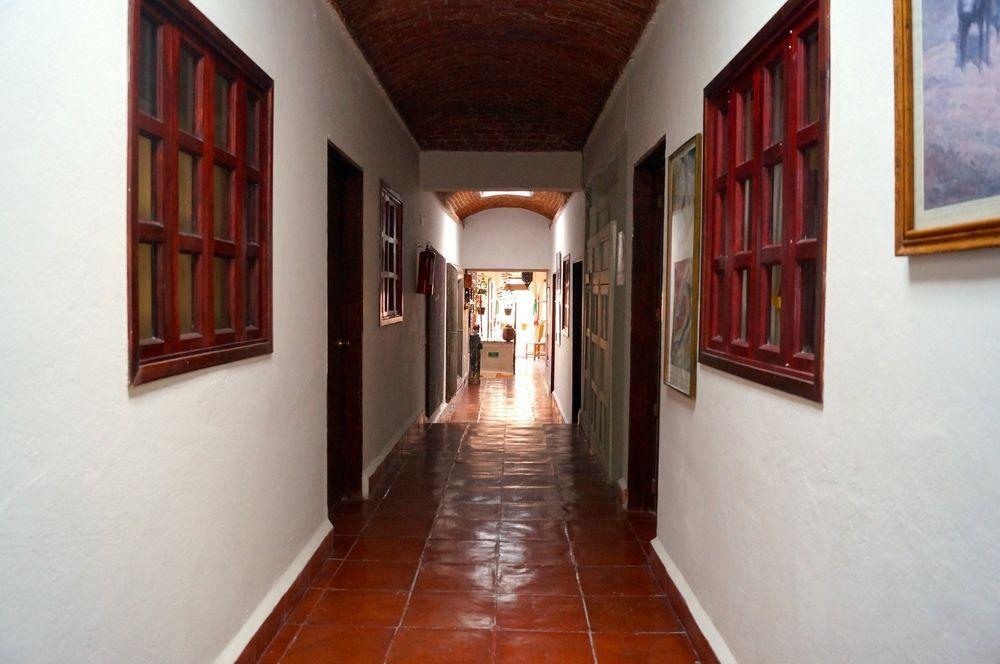 Hotel Aqui Es Mexico Σαν Μιγκέλ ντε Αγιέντε Εξωτερικό φωτογραφία
