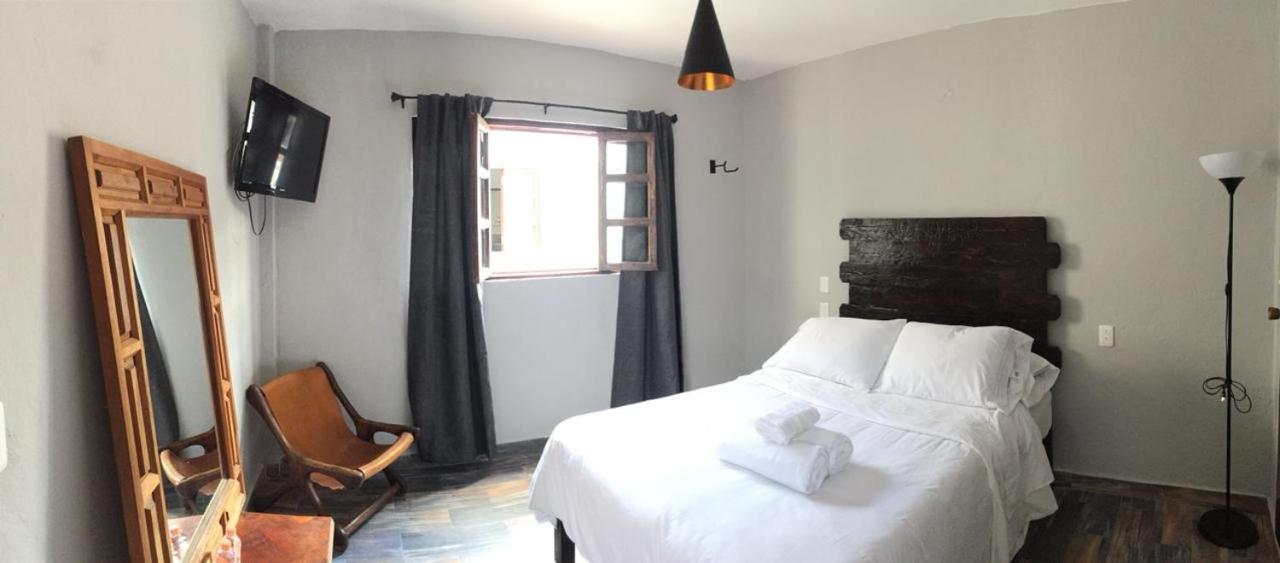 Hotel Aqui Es Mexico Σαν Μιγκέλ ντε Αγιέντε Εξωτερικό φωτογραφία